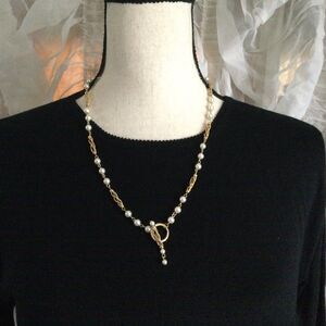 Vintage Womens Goldtone Texture Bar & Faux Pearl Chain Necklace